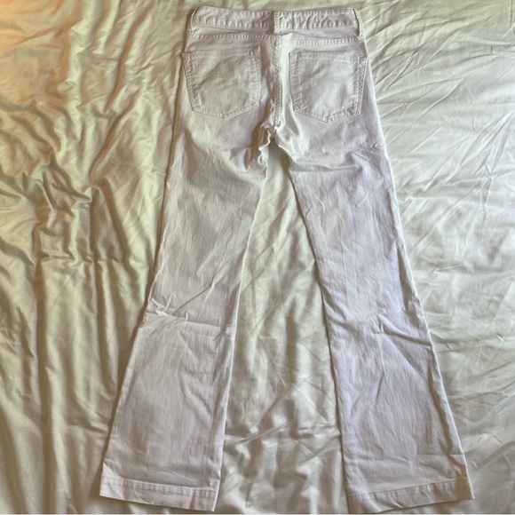 White Gap Jeans in size 0/25 - Picture 4 of 4